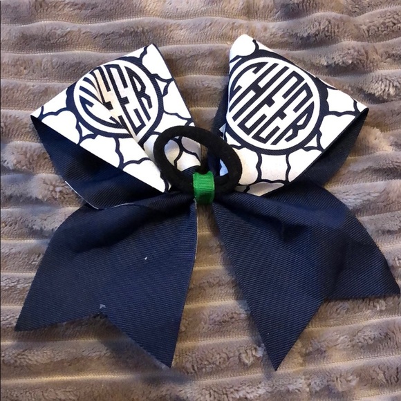 ⭐️Cheer Bow - Picture 2 of 2